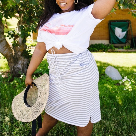 Striped Drawstring Skirt in Gray - Picture 4 of 9